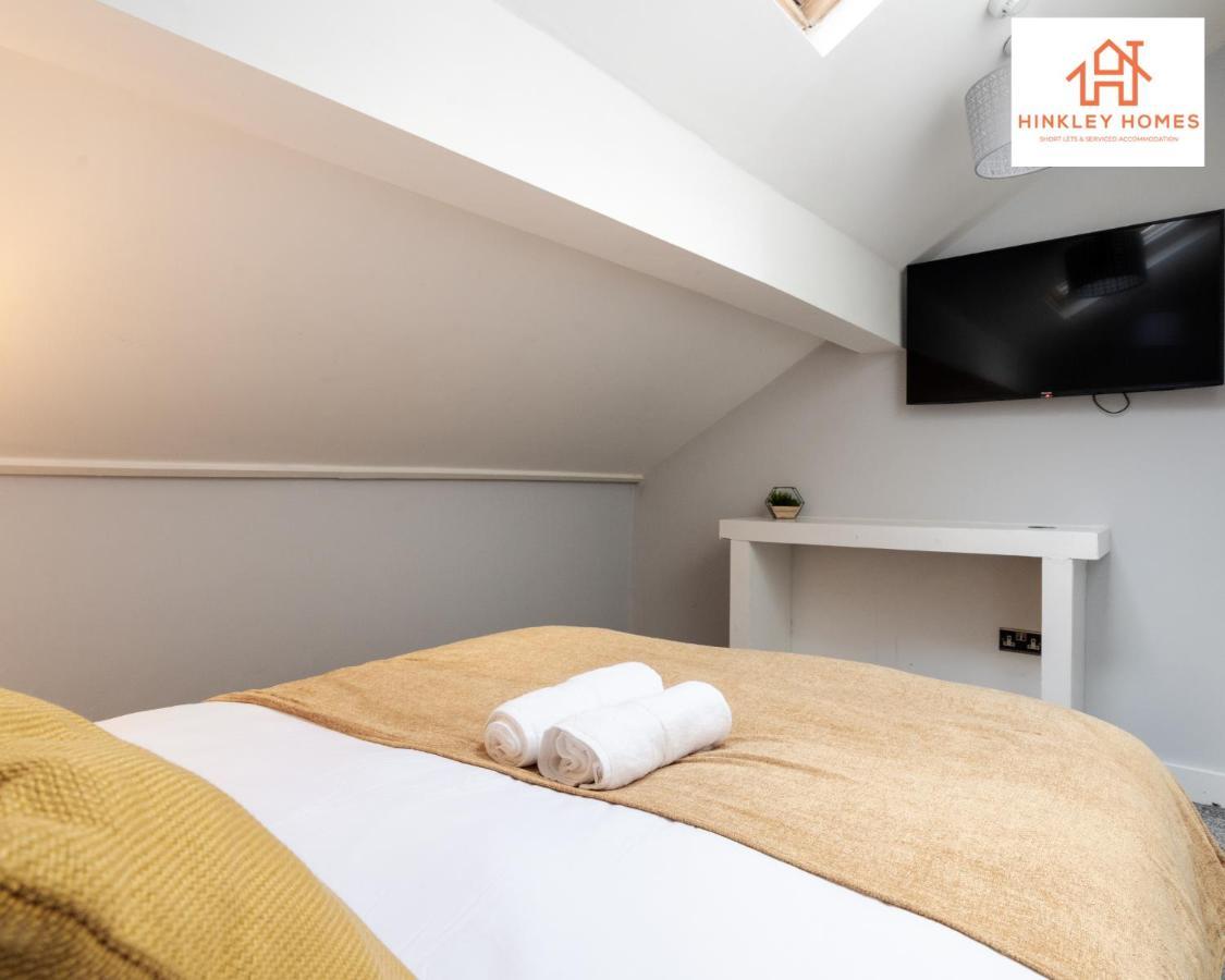 Supersized House 6 Beds Sleeps 14 W Garden & Carpark By Hinkley Homes Short Lets & Serviced Accommodation Liverpool Exteriér fotografie